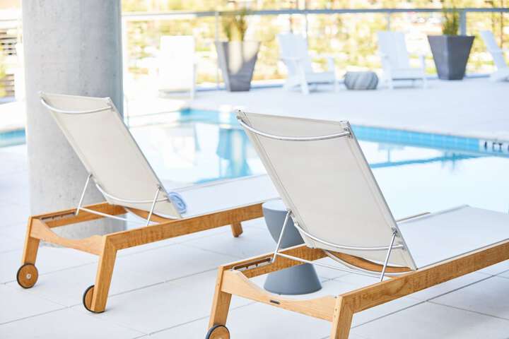 Hotel Pool