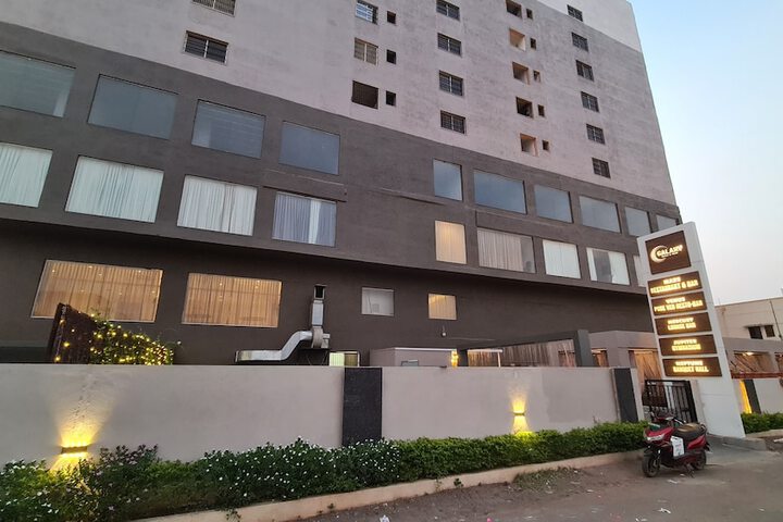 Hotel 37 of 37