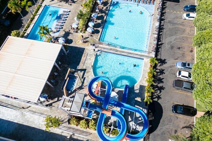Pool 16 of 24