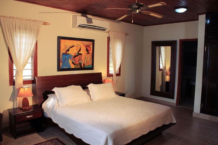 Room 2 of 88