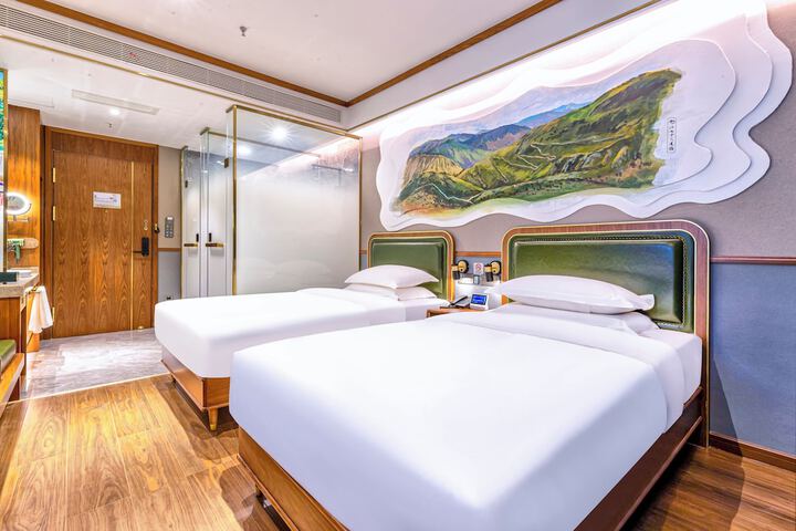 Exterior of Nostalgia S Hotel(Kunming Dongfeng Square)
