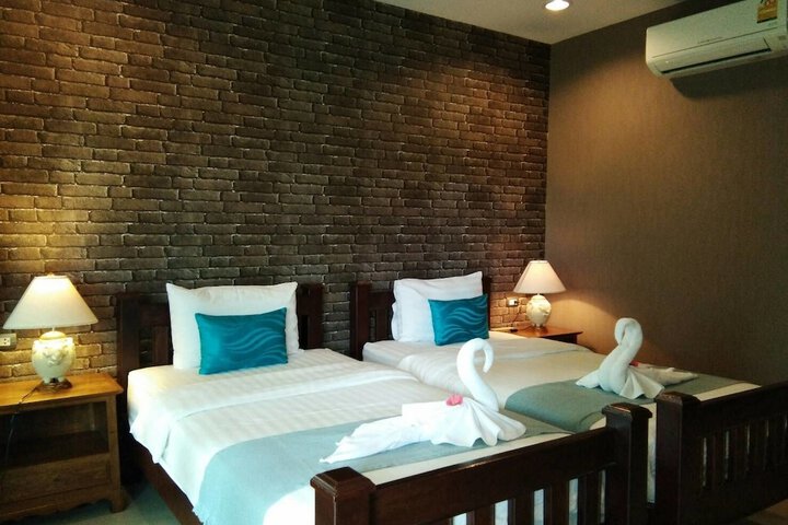 Room 17 of 45