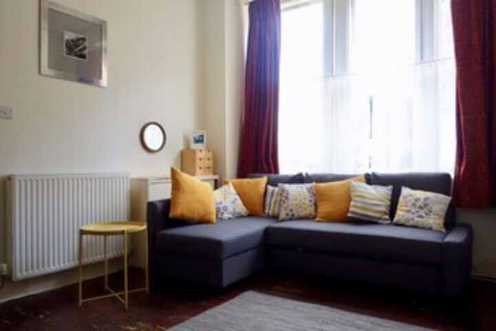 Room 14 of 40