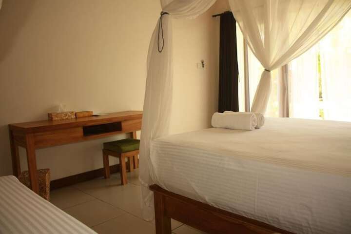 Room 4 of 35