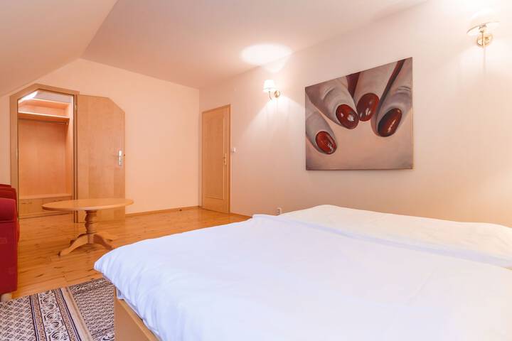 Room 20 of 64