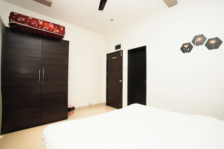 Room 10 of 47