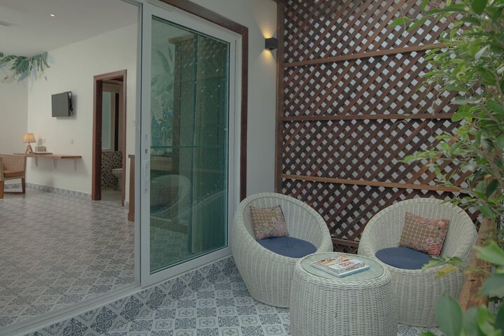 Terrace/Patio 12 of 43