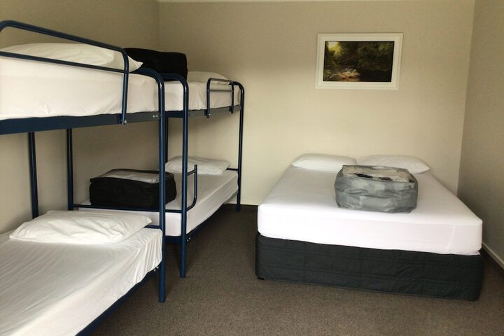 Room 18 of 42