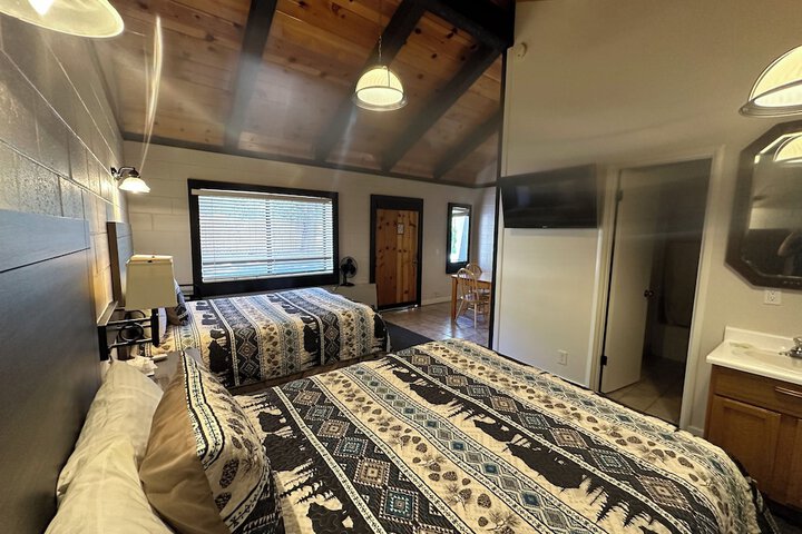 Room 27 of 89