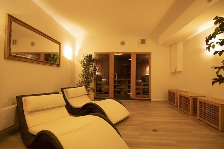Spa 28 of 57