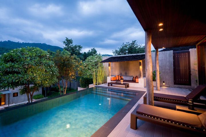 Pool 66 of 119
