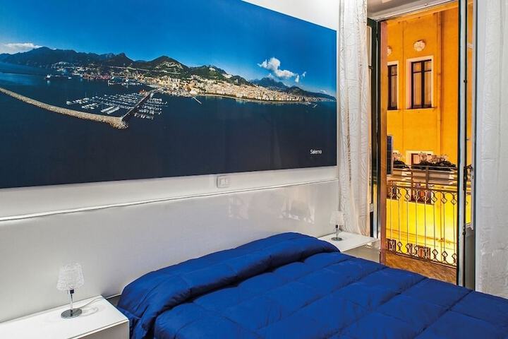 Room 6 of 40