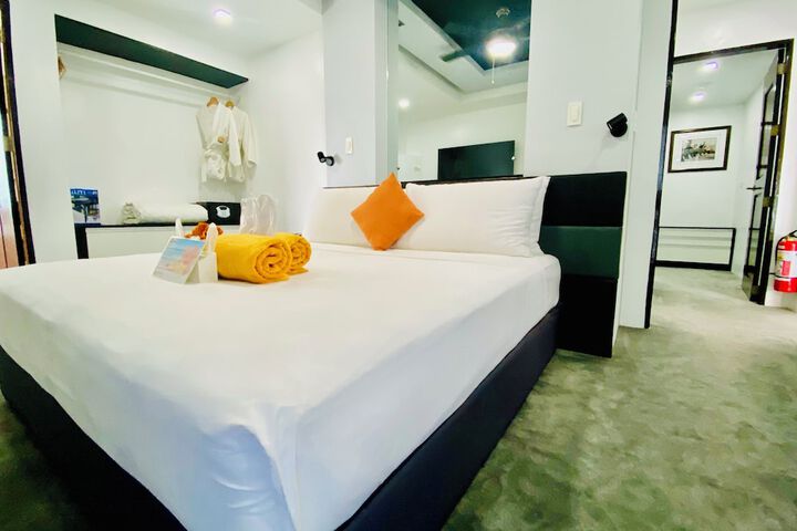 Room 41 of 403