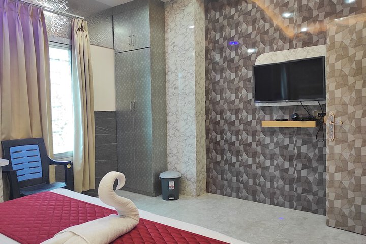 Room 17 of 50