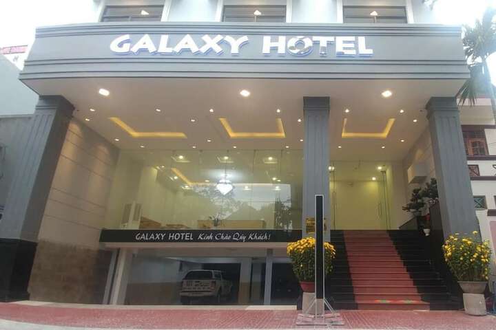 Hotel 2 of 33