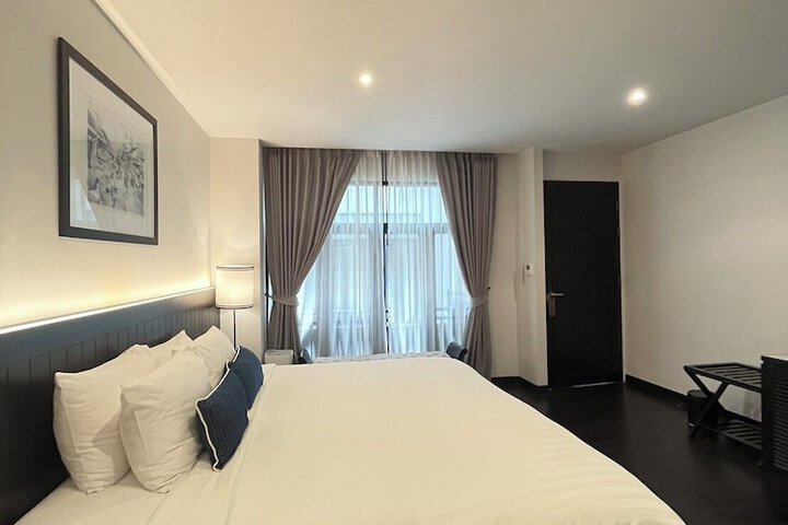 Room 35 of 80