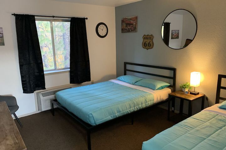 1 Queen Bed (17 of 103)