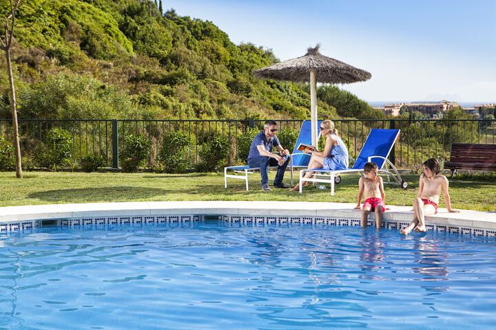Hotel Pool