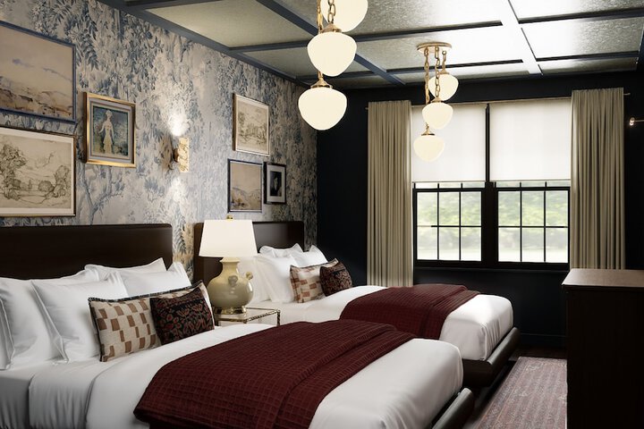 Room 10 of 16