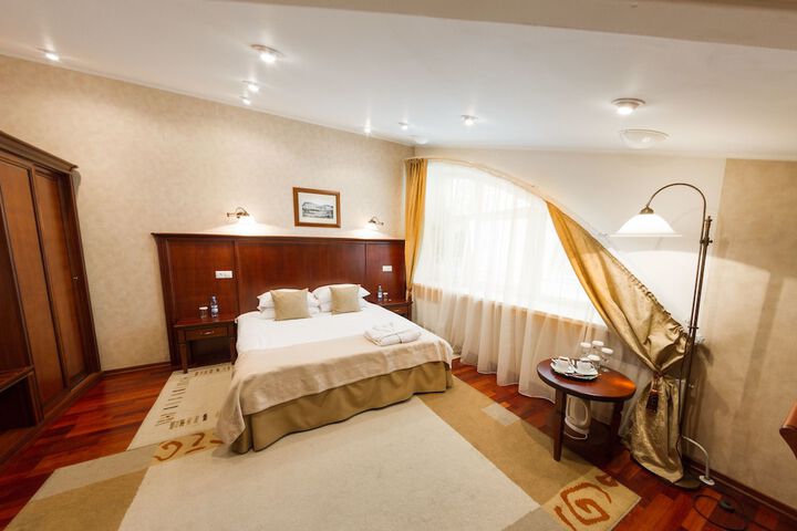 Room 25 of 71