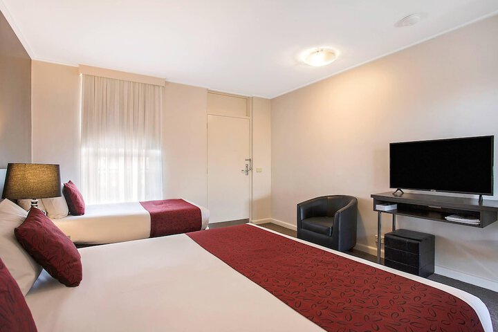 Room 14 of 21