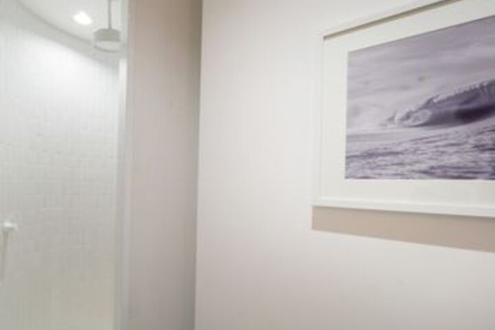 Room 2 of 44