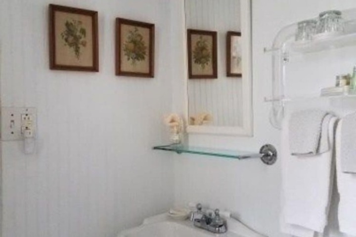Photo 9