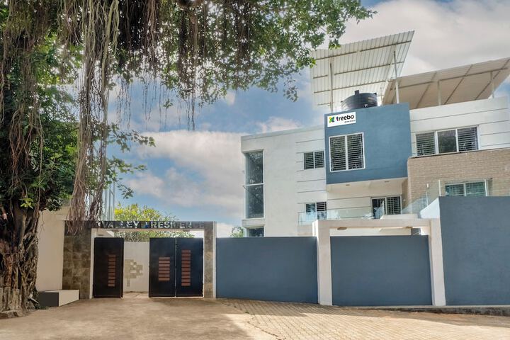 Photo of Treebo Midvalley Residence