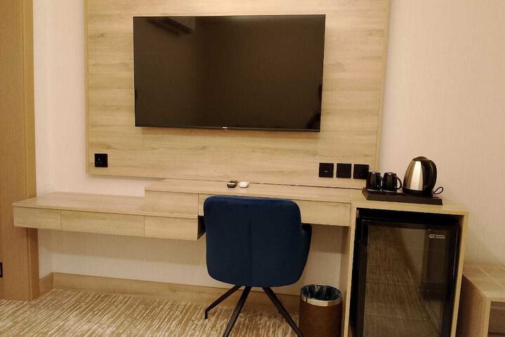 Room 19 of 23