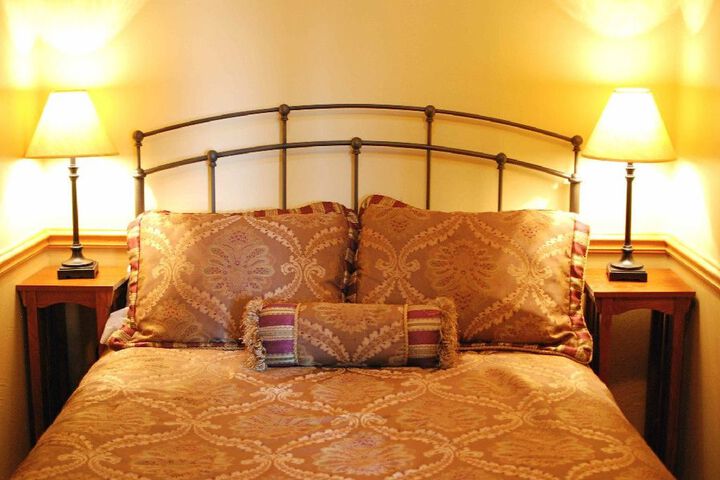 Room 3 of 60