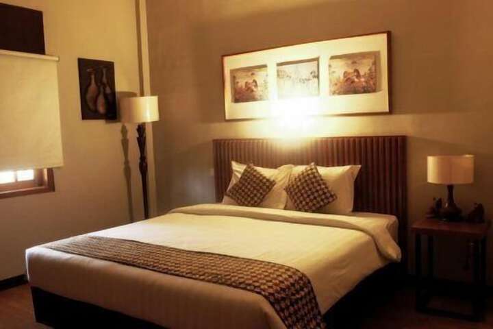 Room 5 of 30