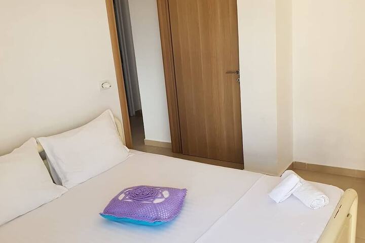 Room 6 of 59