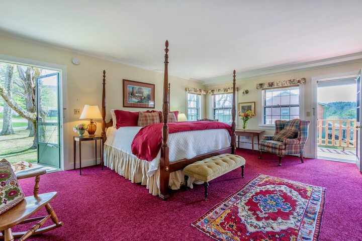 Room 12 of 288