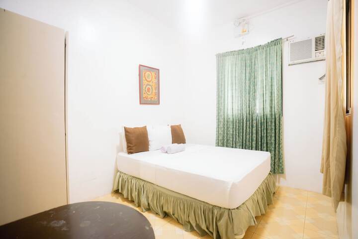 Room 6 of 60