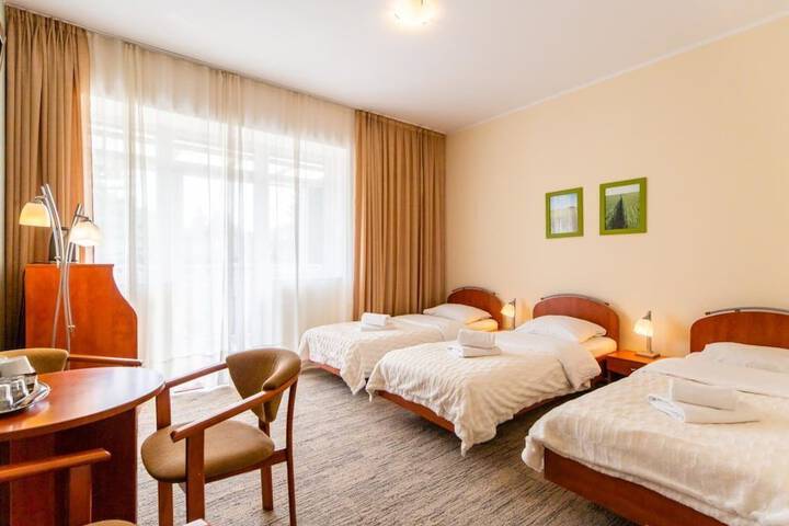 Room 34 of 68