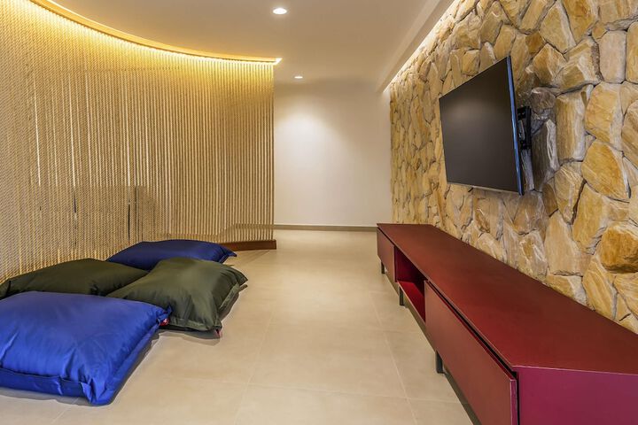 Hotel Interior 54 of 84