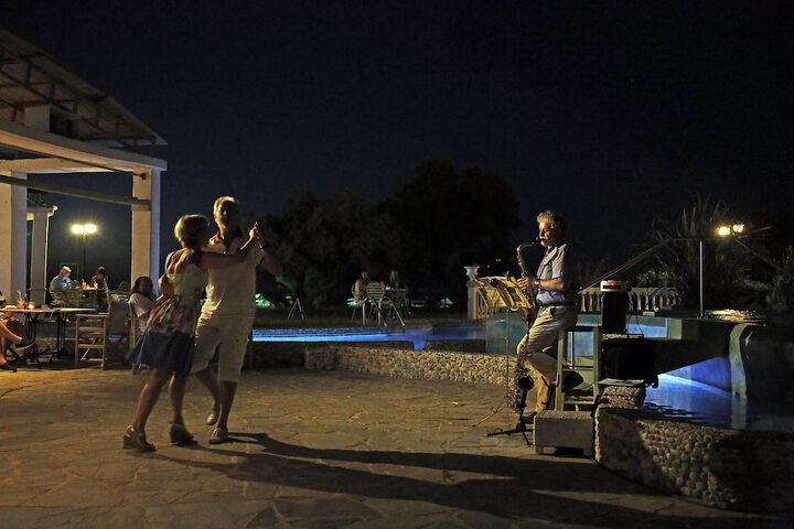 Pool 82 of 106