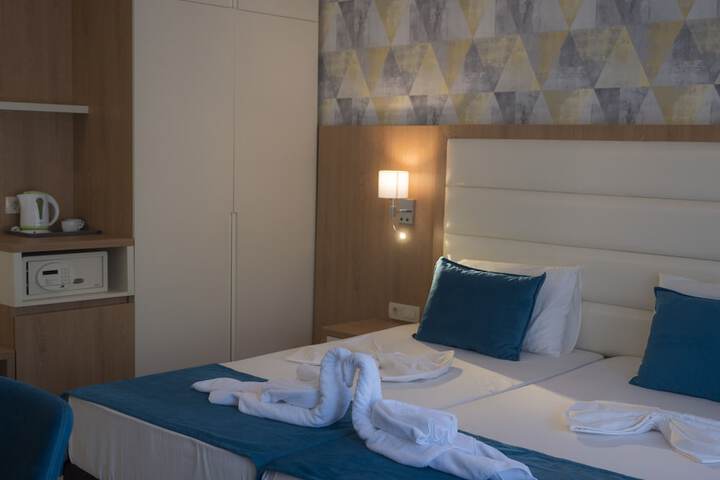 Room 9 of 57