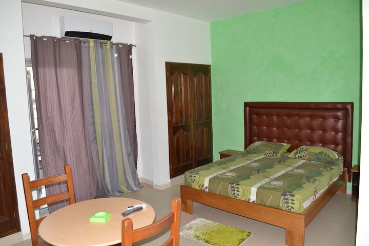 Room 2 of 30