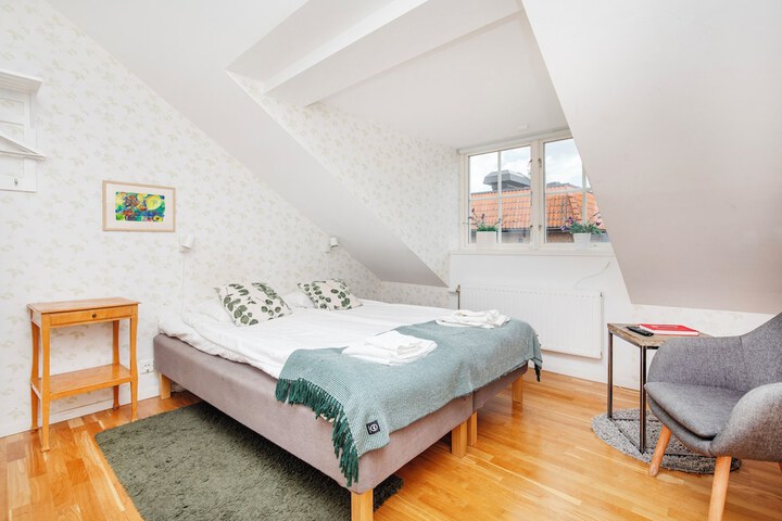 Room 14 of 86