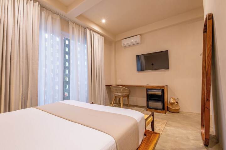 Room 8 of 70