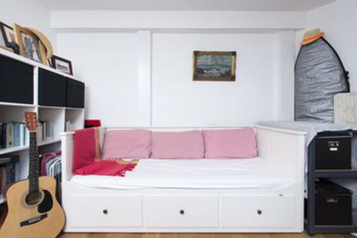 Room 16 of 30