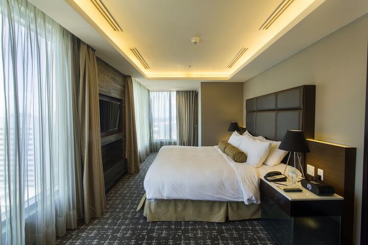 Room 21 of 87