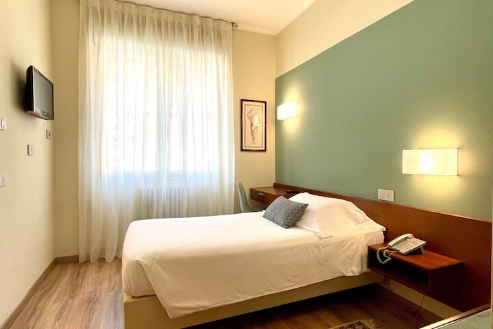 Room 20 of 74