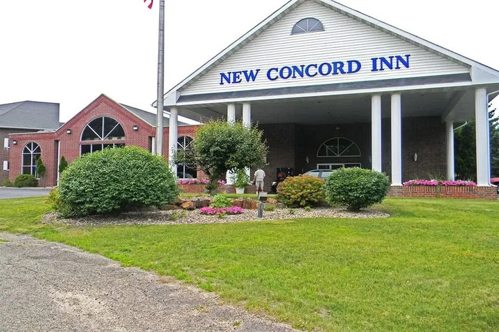 Exterior of New Concord Inn and Suites