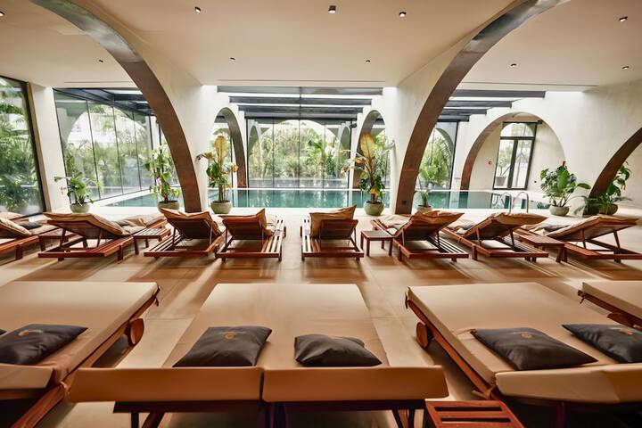 Pool 63 of 112