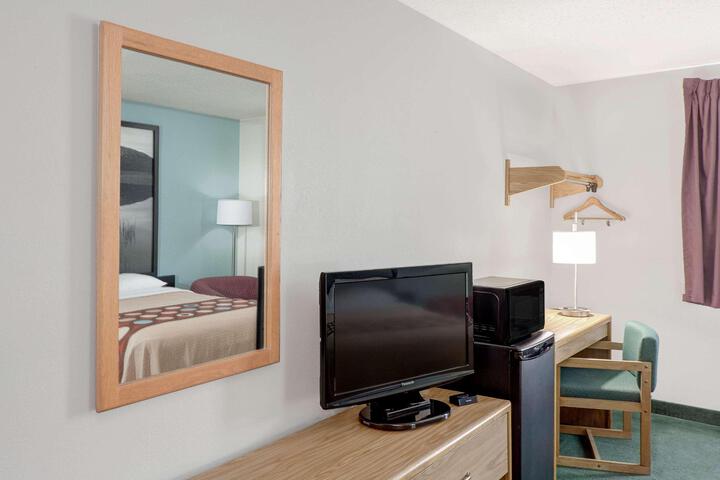1 King Bed Mobility Accessible (9 of 12)