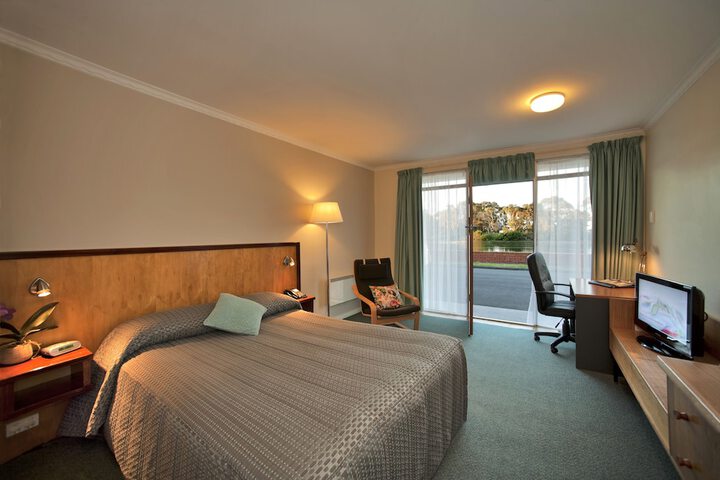 Room 5 of 43