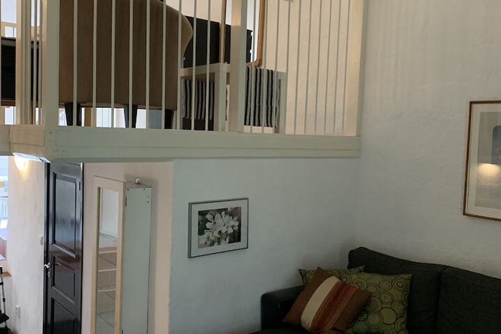 Room 25 of 112