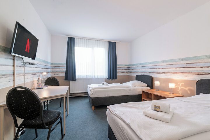 Room 5 of 35